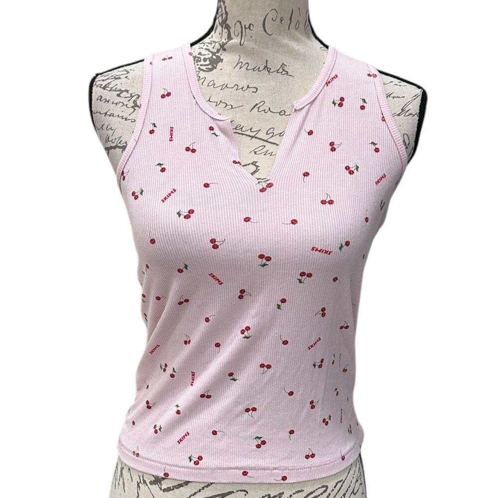 Skims Soft Lounge Split Front Tank In Cherries - image 2